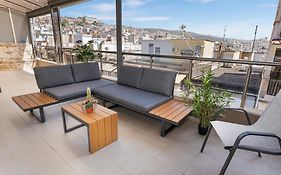 Bella Vista Apartment In The City Center By Binobi!